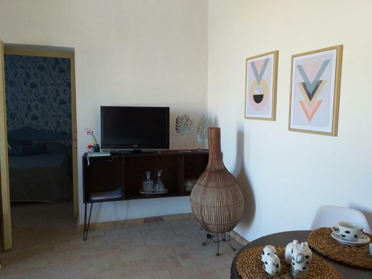 Gibbesi Country Farm Piccolo Cottage Naro Εξωτερικό φωτογραφία