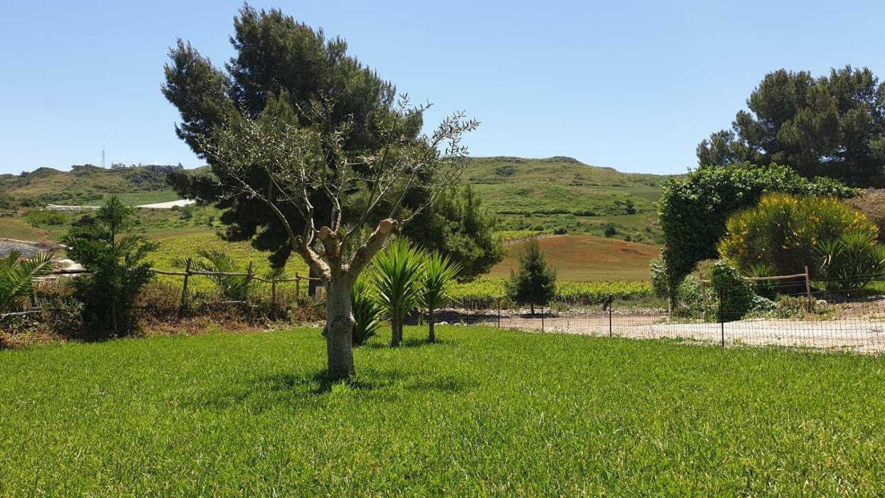 Gibbesi Country Farm Piccolo Cottage Naro Εξωτερικό φωτογραφία